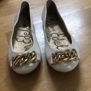 Sam Edelman like new gold buckle flats